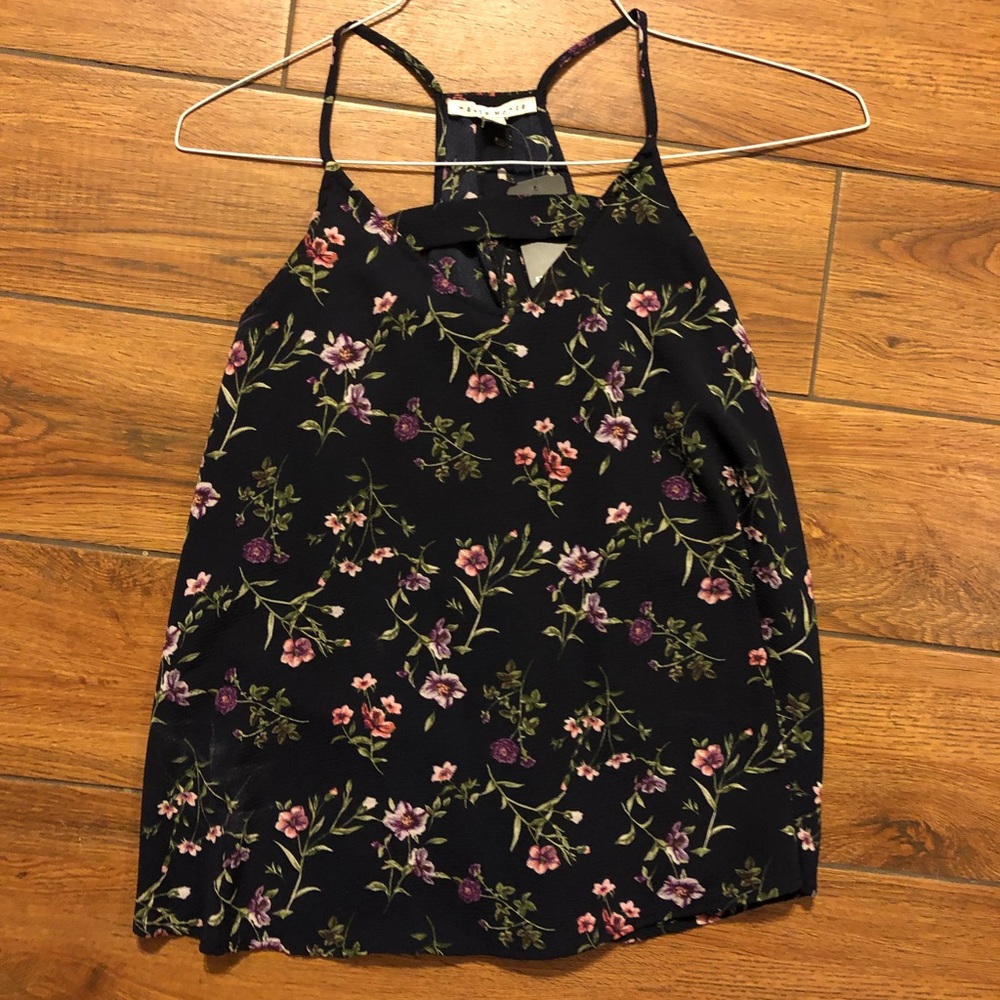 Forever 21 tank
